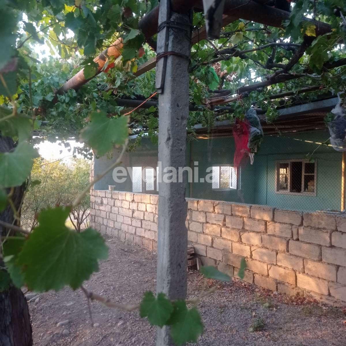 Satılır, həyət evi / bağ, 6 otaqlı, 140 m², Şamaxı