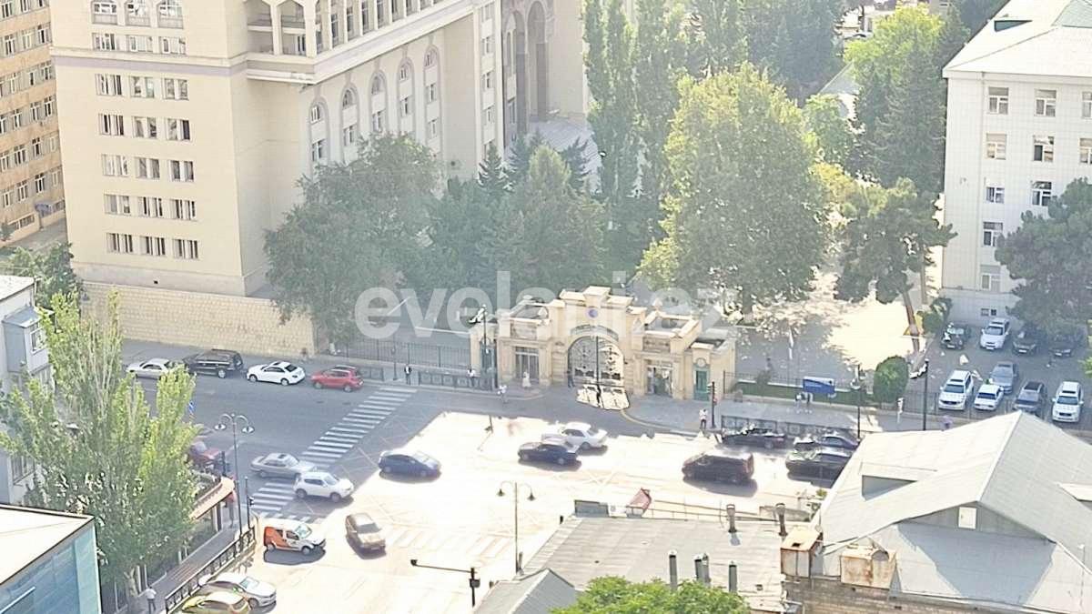 Sale, new building, 4 room, 175 m², Baku, Nasimi r.