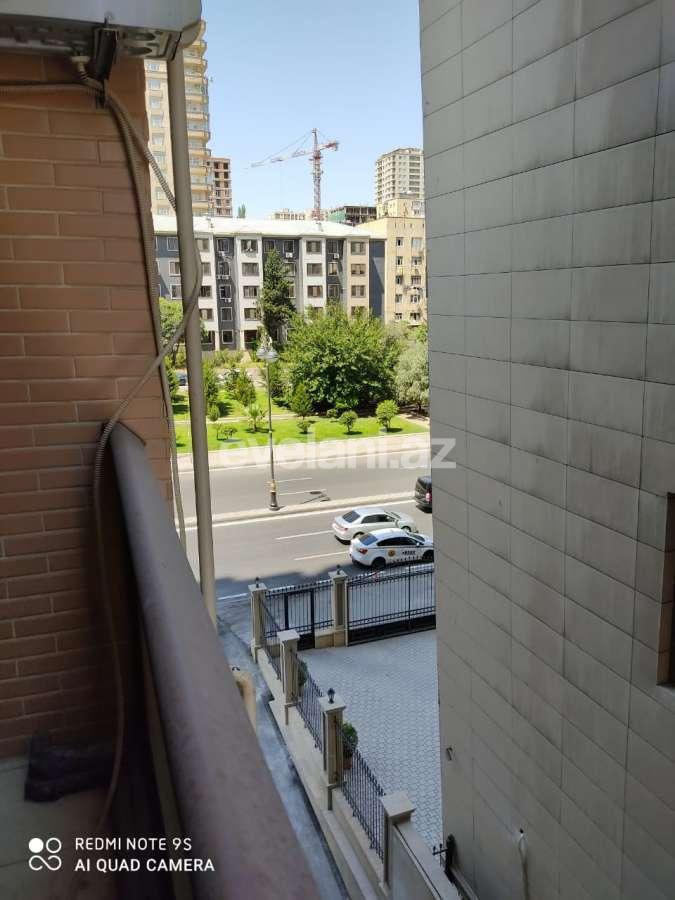 Satılır, yeni tikili, 4 otaqlı, 200 m², Bakı, Yasamal r, Yasamal q, Elmlər Akademiyası m.