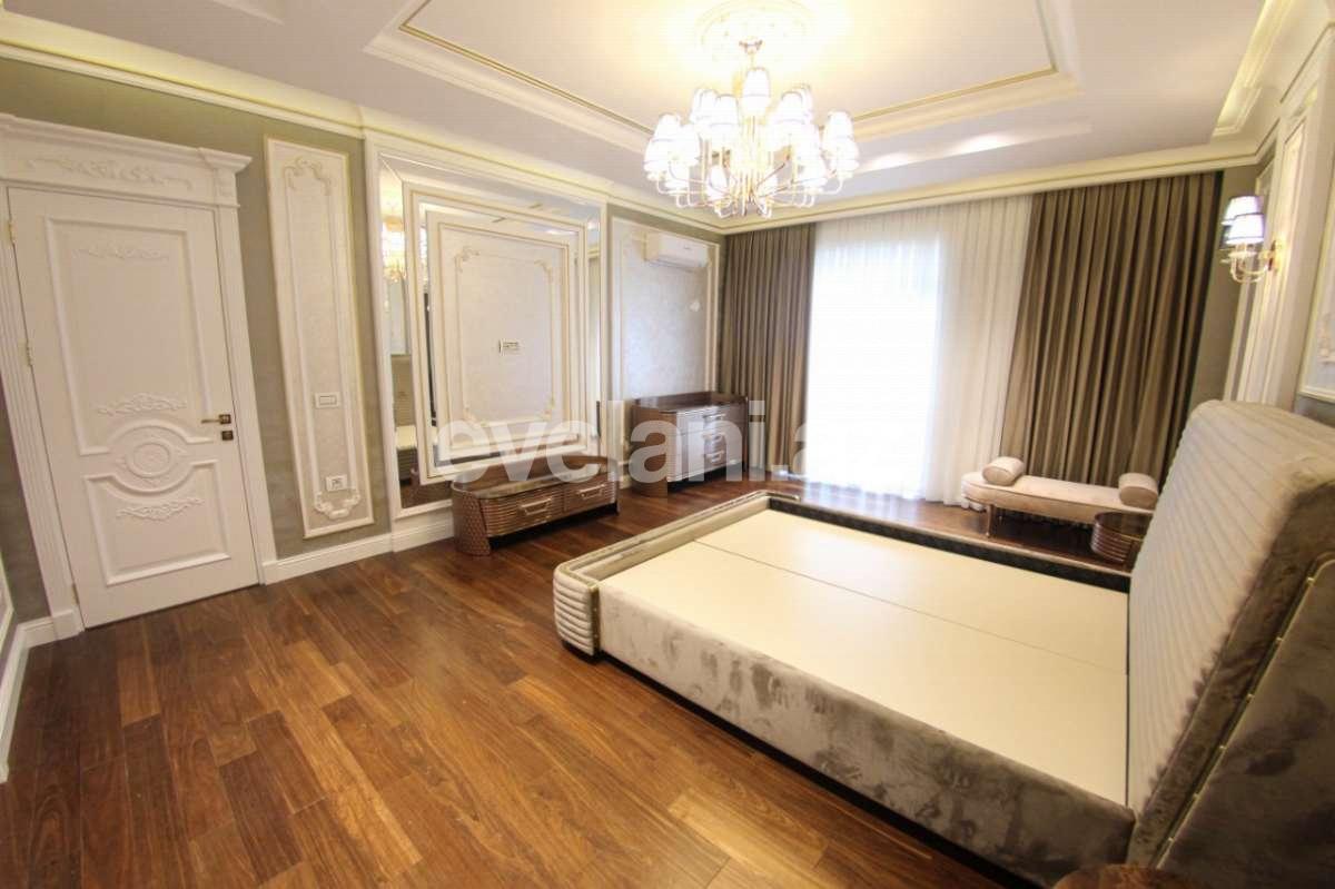 Sale, new building, 4 room, 200 m², Baku, Nasimi r, 28 may m.