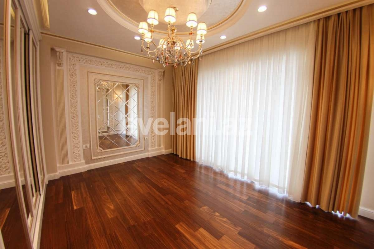 Sale, new building, 4 room, 200 m², Baku, Nasimi r, 28 may m.