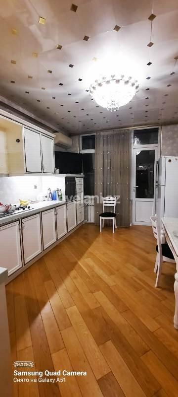 Satılır, yeni tikili, 4 otaqlı, 215 m², Bakı, Nəsimi r.