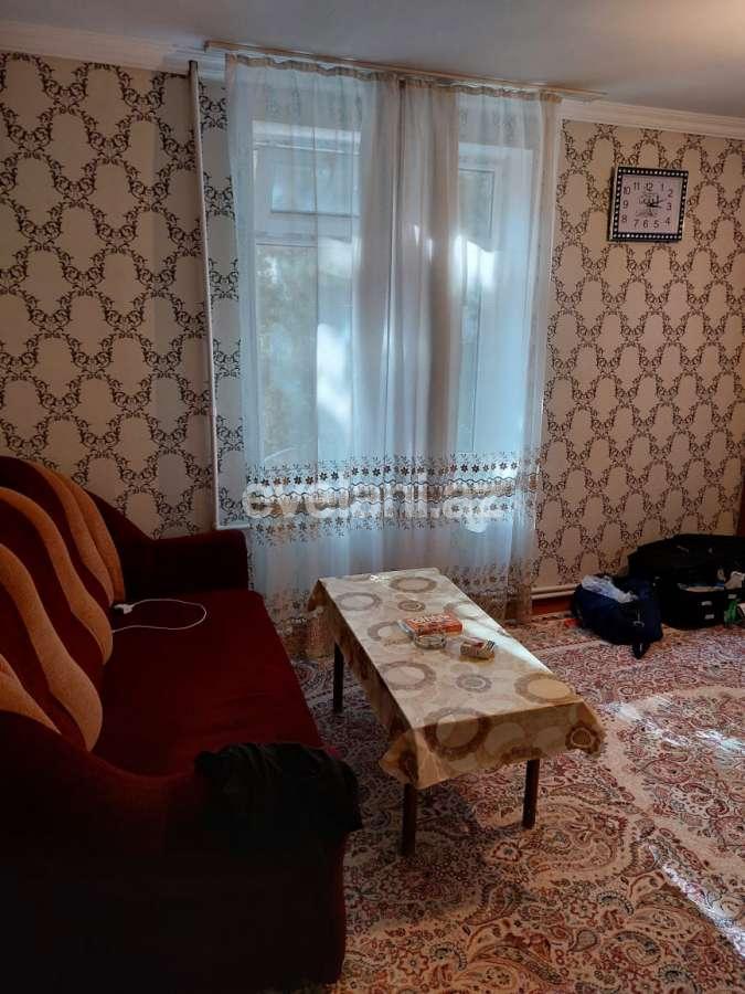 Sale, old building, 1 room, 35 m², Baku, Nizami r, 8-th kilometer d, Neftchilar m.