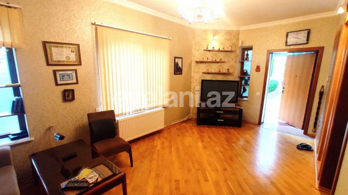 Satılır, həyət evi / bağ, 5 otaqlı, 500 m², Bakı, Xəzər r, Şüvəlan q.