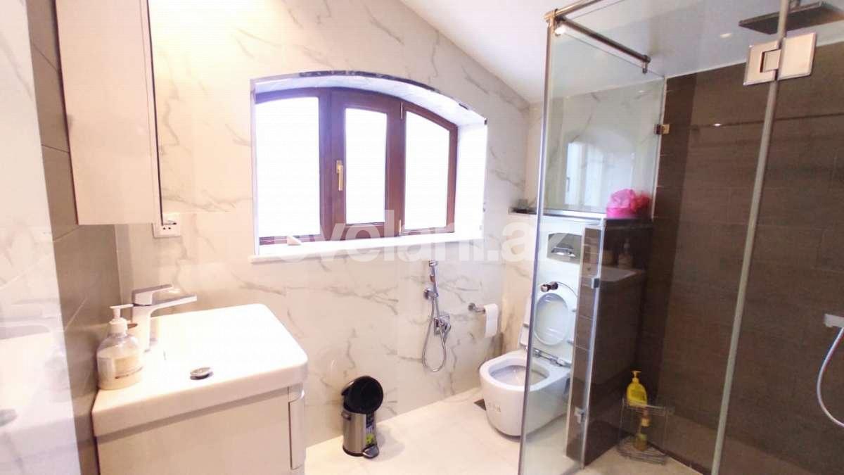 Satılır, həyət evi / bağ, 5 otaqlı, 500 m², Bakı, Xəzər r, Şüvəlan q.