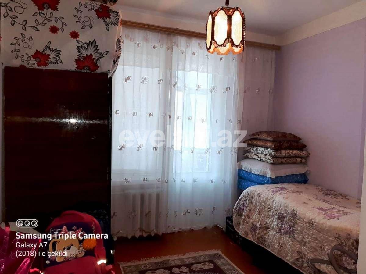 Satılır, köhnə tikili, 4 otaqlı, 90 m², Bakı, Sabunçu r, Bakıxanov q.