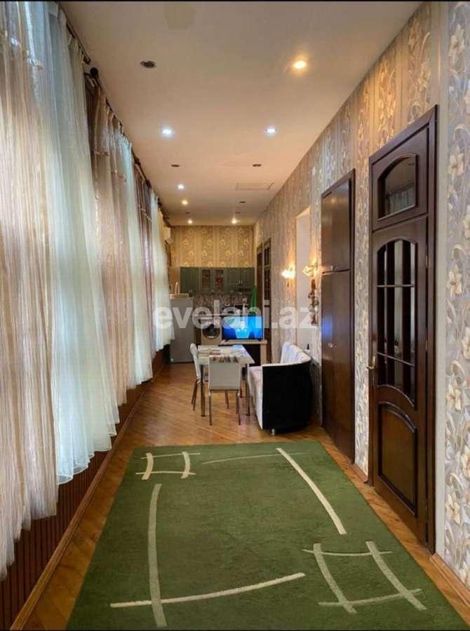 Kirayə verilir, köhnə tikili, 4 otaqlı, 130 m², Bakı, Səbail r, İçəri Şəhər m.