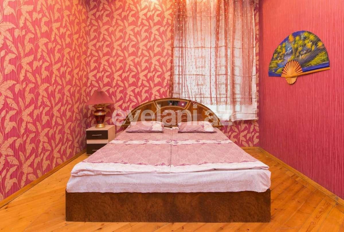 Kirayə verilir, köhnə tikili, 4 otaqlı, 130 m², Bakı, Səbail r, İçəri Şəhər m.