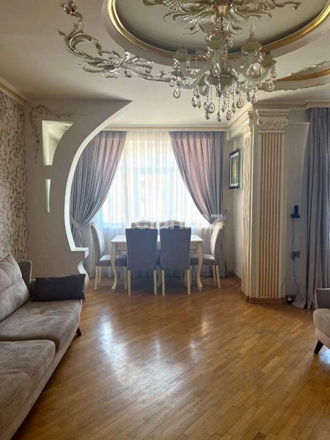 Satılır, yeni tikili, 2 otaqlı, 70 m², Bakı, Yasamal r, Yeni Yasamal q, İnşaatçılar m.