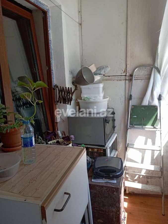 Sale, old building, 3 room, 85 m², Baku, Yasamal r, Yeni Yasamal d, Inshaatchilar m.