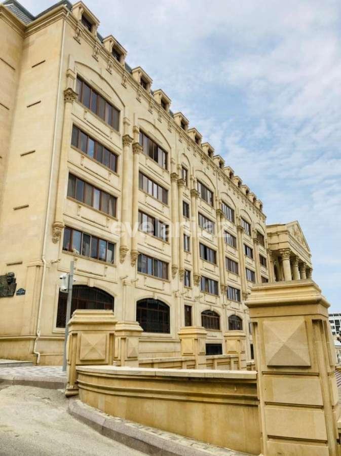 Satılır, köhnə tikili, 3 otaqlı, 93 m², Bakı, Səbail r.