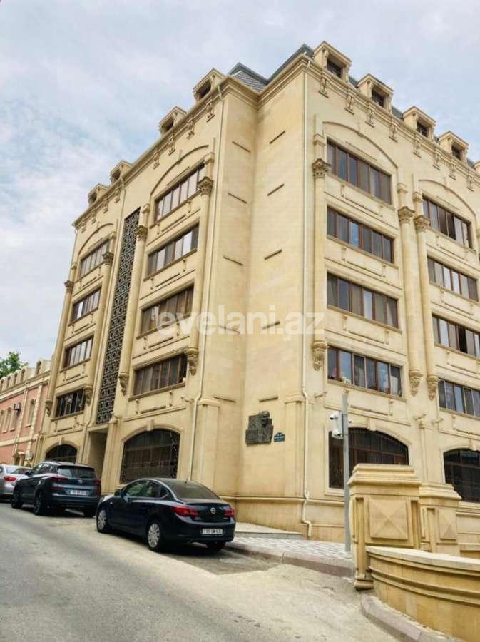 Satılır, köhnə tikili, 3 otaqlı, 93 m², Bakı, Səbail r.