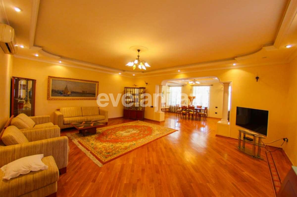 Satılır, həyət evi / bağ, 7 otaqlı, 1000 m², Bakı, Xəzər r.