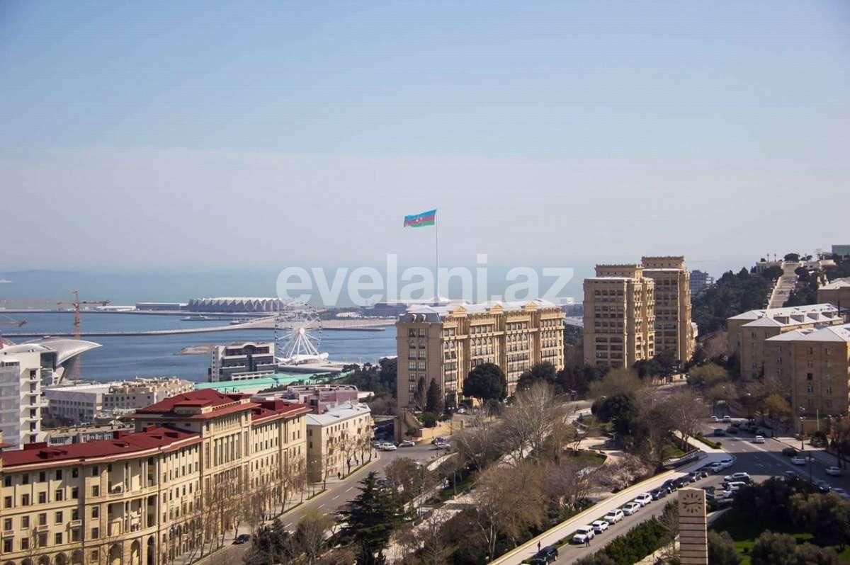 Satılır, yeni tikili, 3 otaqlı, 129 m², Bakı, Səbail r, İçəri Şəhər m.