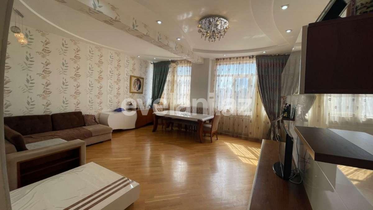 Satılır, yeni tikili, 3 otaqlı, 135 m², Bakı, Xətai r, Şah İsmayıl Xətai m.