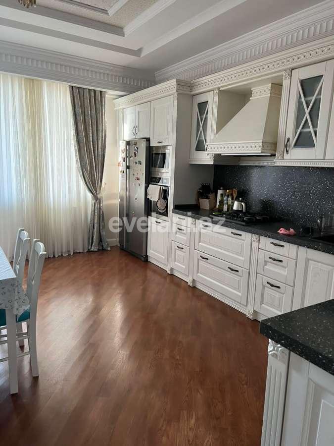 Rent, new building, 4 room, 160 m², Baku, Sabail r.