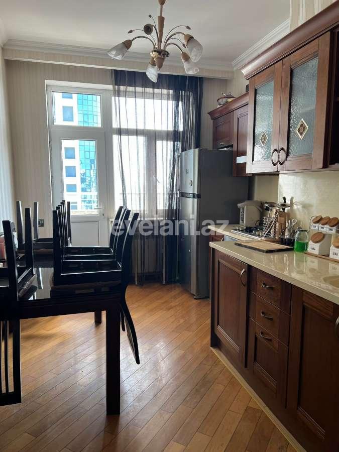 Kirayə verilir, yeni tikili, 3 otaqlı, 215 m², Bakı, Xətai r.