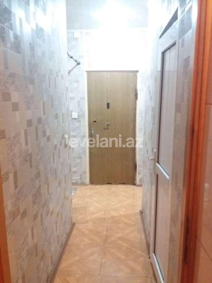 Satılır, köhnə tikili, 2 otaqlı, 55 m², Bakı, Binəqədi r, 8-ci mikrorayon q, Azadlıq prospekti m.