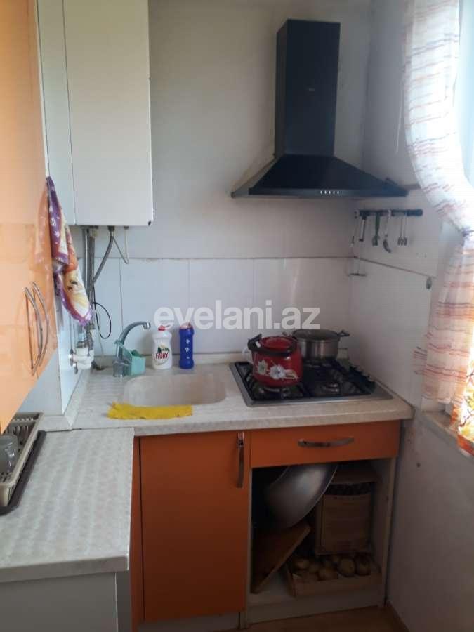 Satılır, köhnə tikili, 2 otaqlı, 45 m², Bakı, Nizami r, 8-ci kilometr q, Qara Qarayev m.