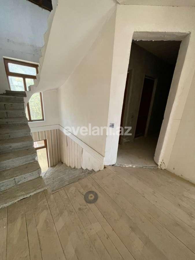 Satılır, həyət evi / bağ, 10 otaqlı, 300 m², Bakı, Səbail r.