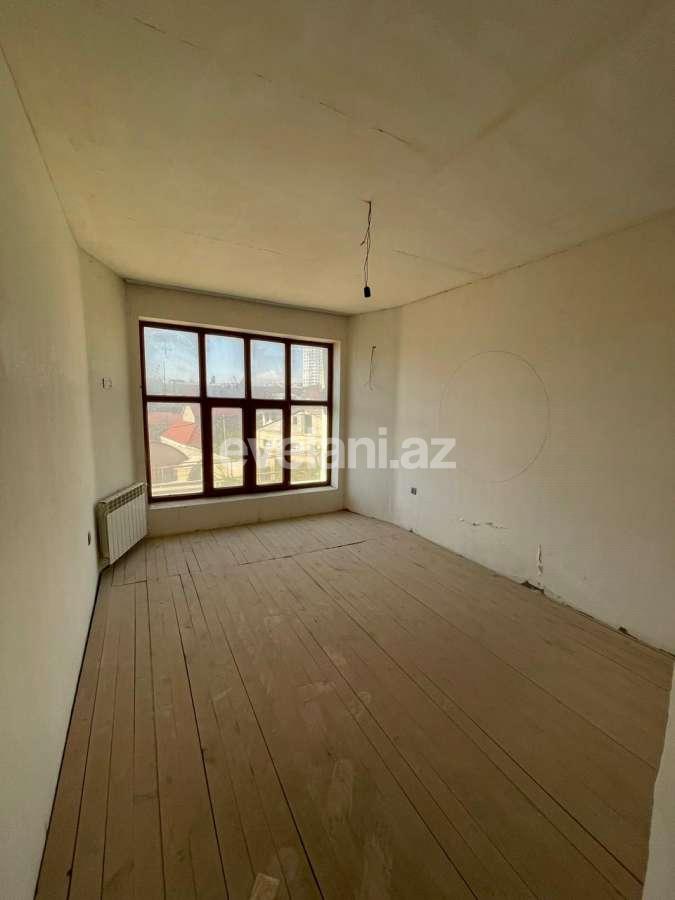 Satılır, həyət evi / bağ, 10 otaqlı, 300 m², Bakı, Səbail r.