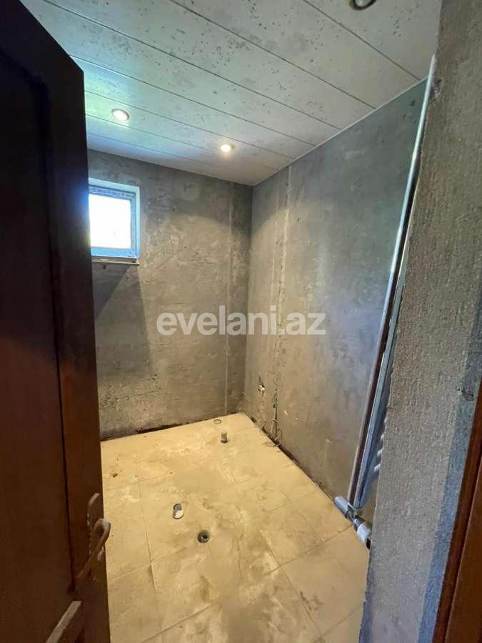 Satılır, həyət evi / bağ, 10 otaqlı, 300 m², Bakı, Səbail r.