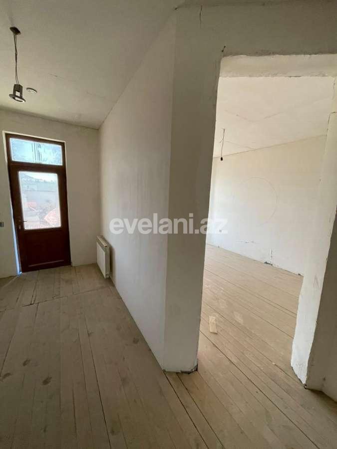 Satılır, həyət evi / bağ, 10 otaqlı, 300 m², Bakı, Səbail r.