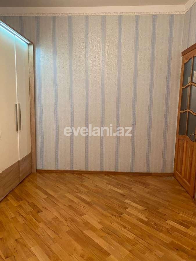 Satılır, köhnə tikili, 3 otaqlı, 90 m², Bakı, Nəsimi r, 4-cü mikrorayon q, Memar Əcəmi m.