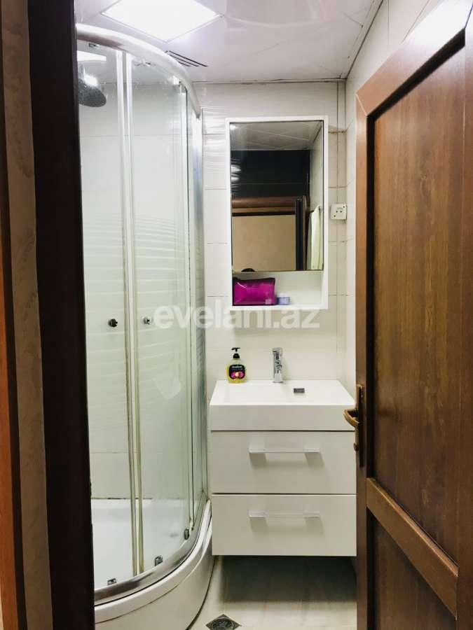 Satılır, köhnə tikili, 2 otaqlı, 52 m², Bakı, Nəsimi r, 28 may m.