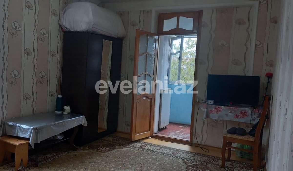Satılır, köhnə tikili, 1 otaqlı, 36 m², Sumqayıt, 1-ci mikrorayon r.