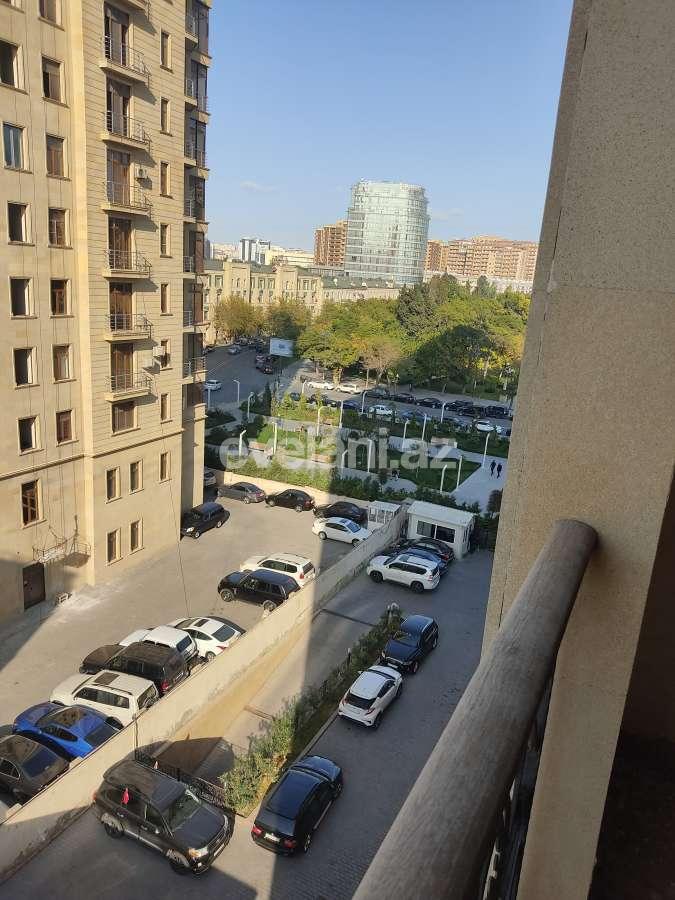 Satılır, yeni tikili, 4 otaqlı, 220 m², Bakı, Nəsimi r, 28 may m.