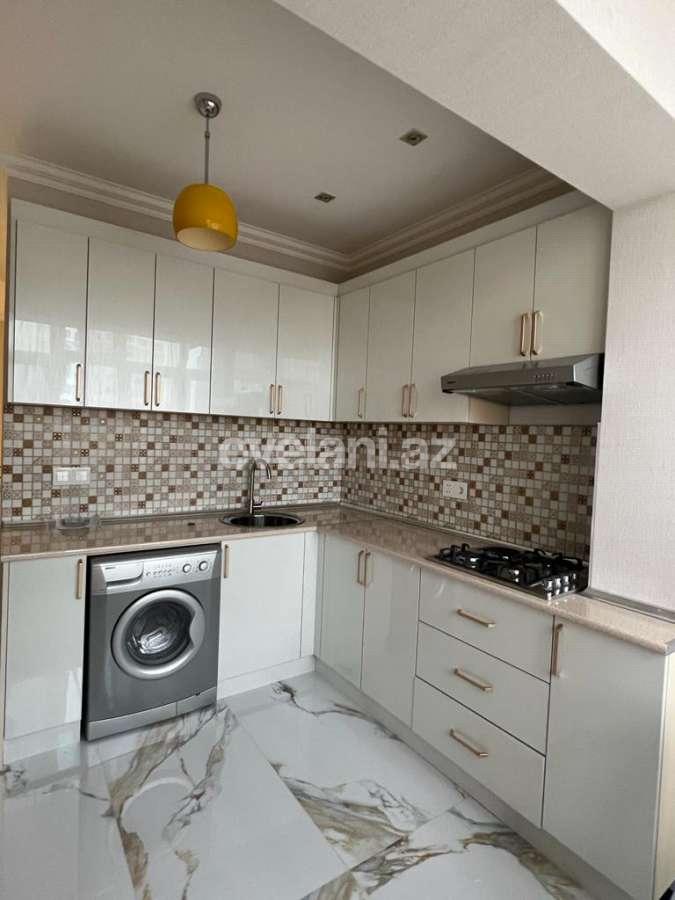Kirayə verilir, köhnə tikili, 2 otaqlı, 65 m², Bakı, Binəqədi r, 8-ci mikrorayon q.