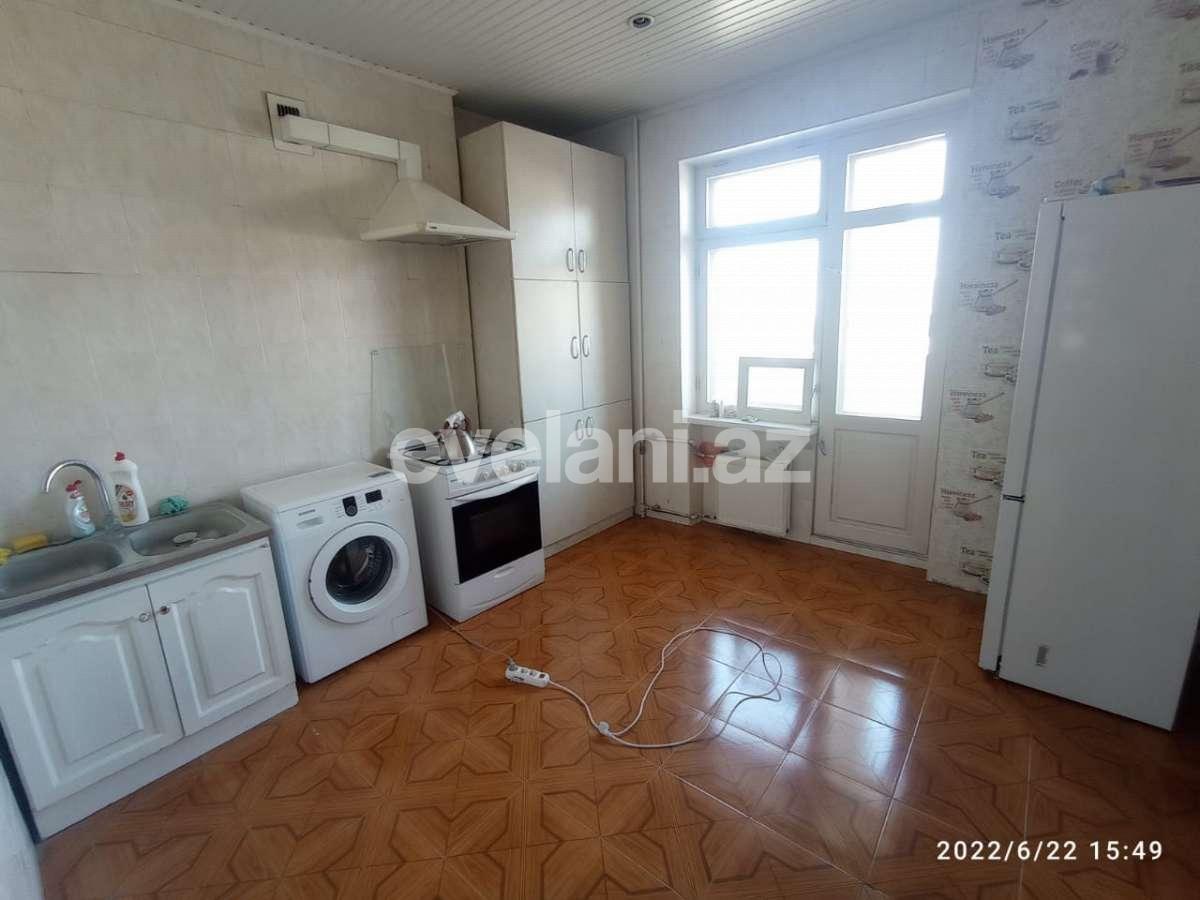 Satılır, köhnə tikili, 3 otaqlı, 100 m², Bakı, Yasamal r, Nizami m.