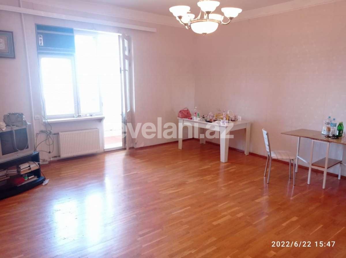 Satılır, köhnə tikili, 3 otaqlı, 100 m², Bakı, Yasamal r, Nizami m.