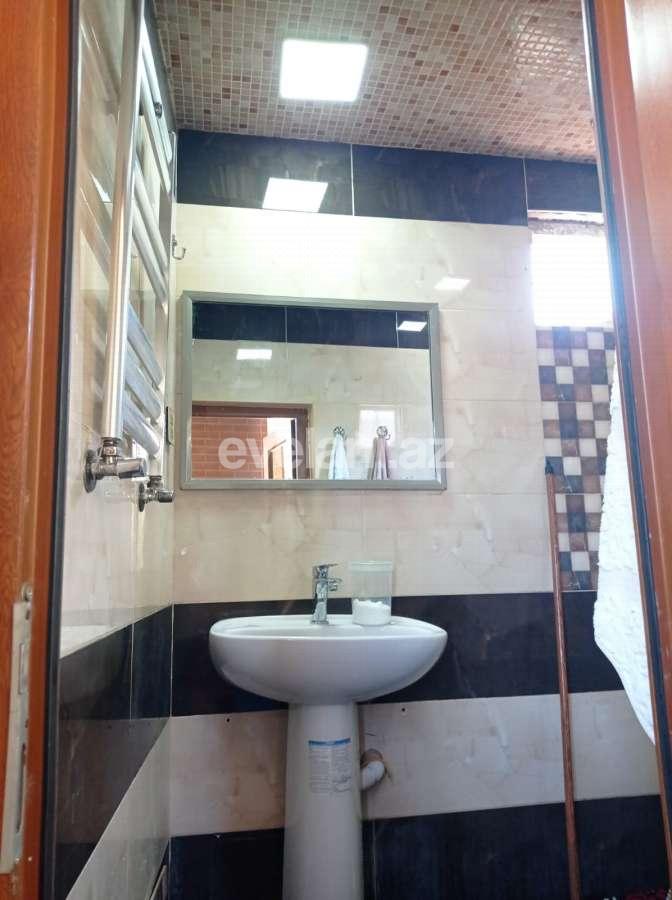 Satılır, həyət evi / bağ, 2 otaqlı, 60 m², Bakı, Xətai r, Ağ şəhər q, Şah İsmayıl Xətai m.