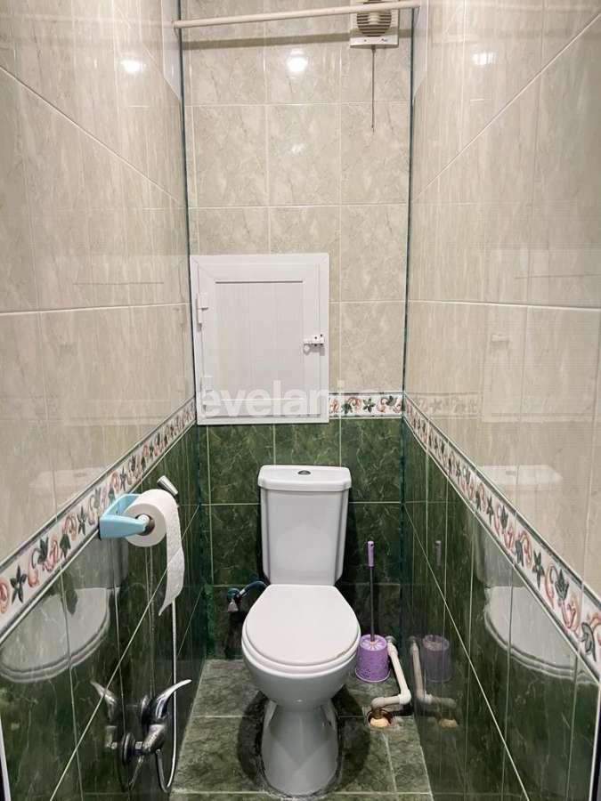 Satılır, köhnə tikili, 4 otaqlı, 100 m², Bakı, Xətai r, Xalqlar Dostluğu m.