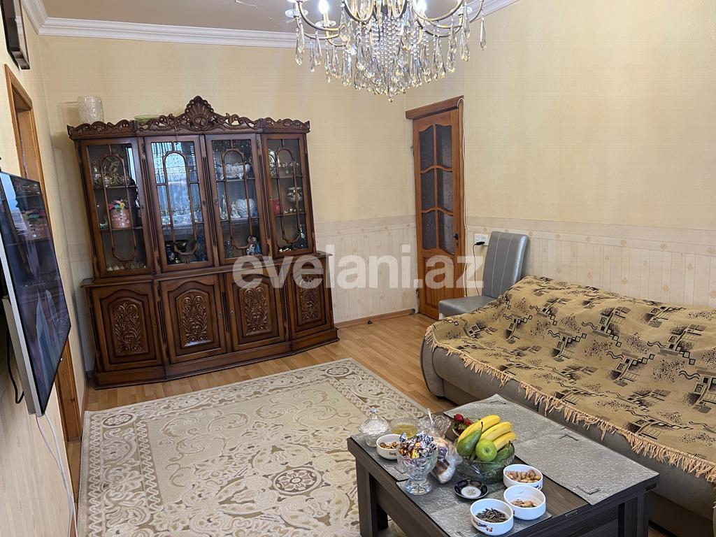 Satılır, köhnə tikili, 4 otaqlı, 100 m², Bakı, Xətai r, Xalqlar Dostluğu m.