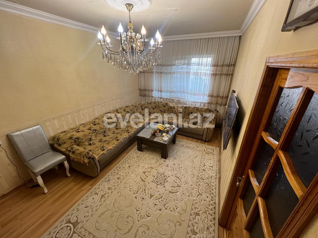 Satılır, köhnə tikili, 4 otaqlı, 100 m², Bakı, Xətai r, Xalqlar Dostluğu m.