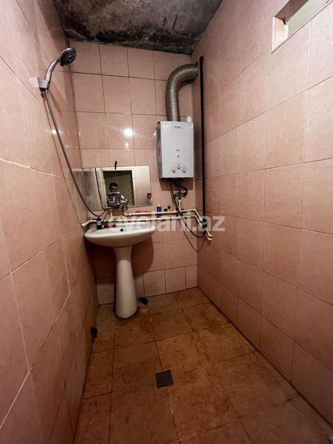 Satılır, köhnə tikili, 3 otaqlı, 80 m², Bakı, Sabunçu r, Bakıxanov q, Neftçilər m.