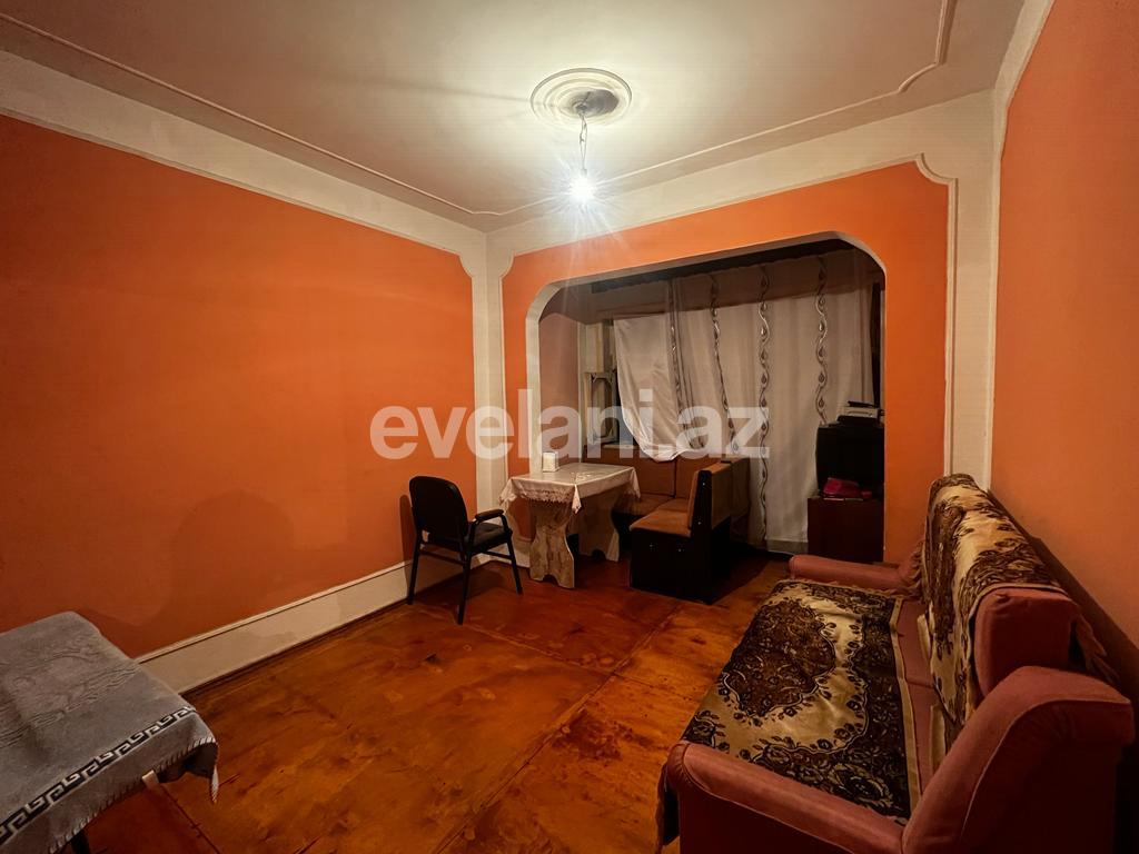 Satılır, köhnə tikili, 3 otaqlı, 80 m², Bakı, Sabunçu r, Bakıxanov q, Neftçilər m.