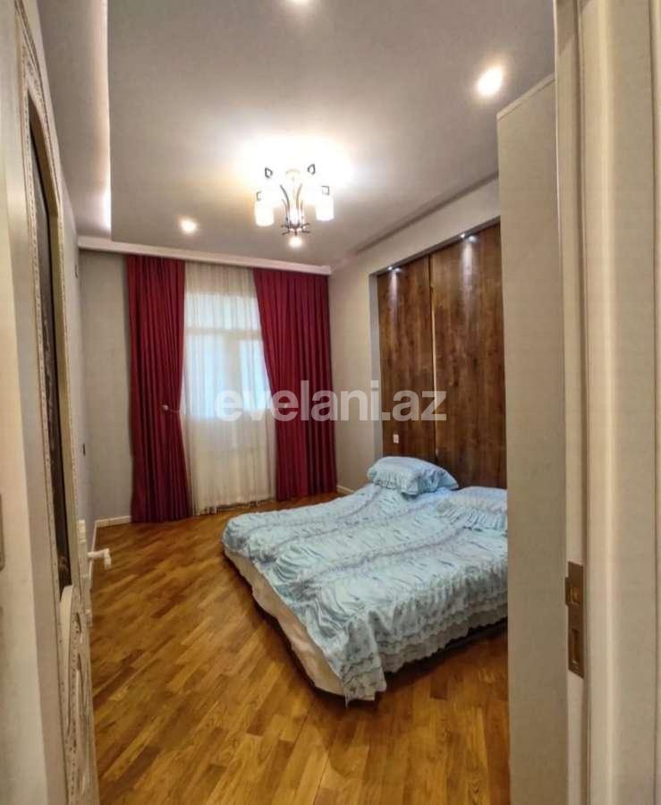 Satılır, yeni tikili, 2 otaqlı, 70 m², Bakı, Nizami r, Qara Qarayev m.