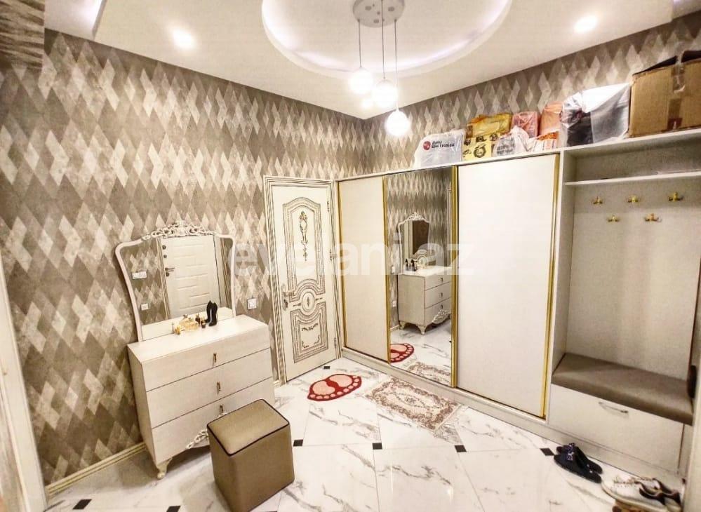 Satılır, yeni tikili, 2 otaqlı, 70 m², Bakı, Nizami r, Qara Qarayev m.