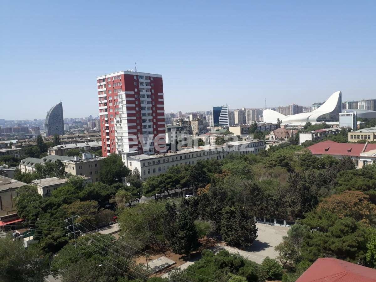 Rent, new building, 3 room, 90 m², Baku, Narimanov r.