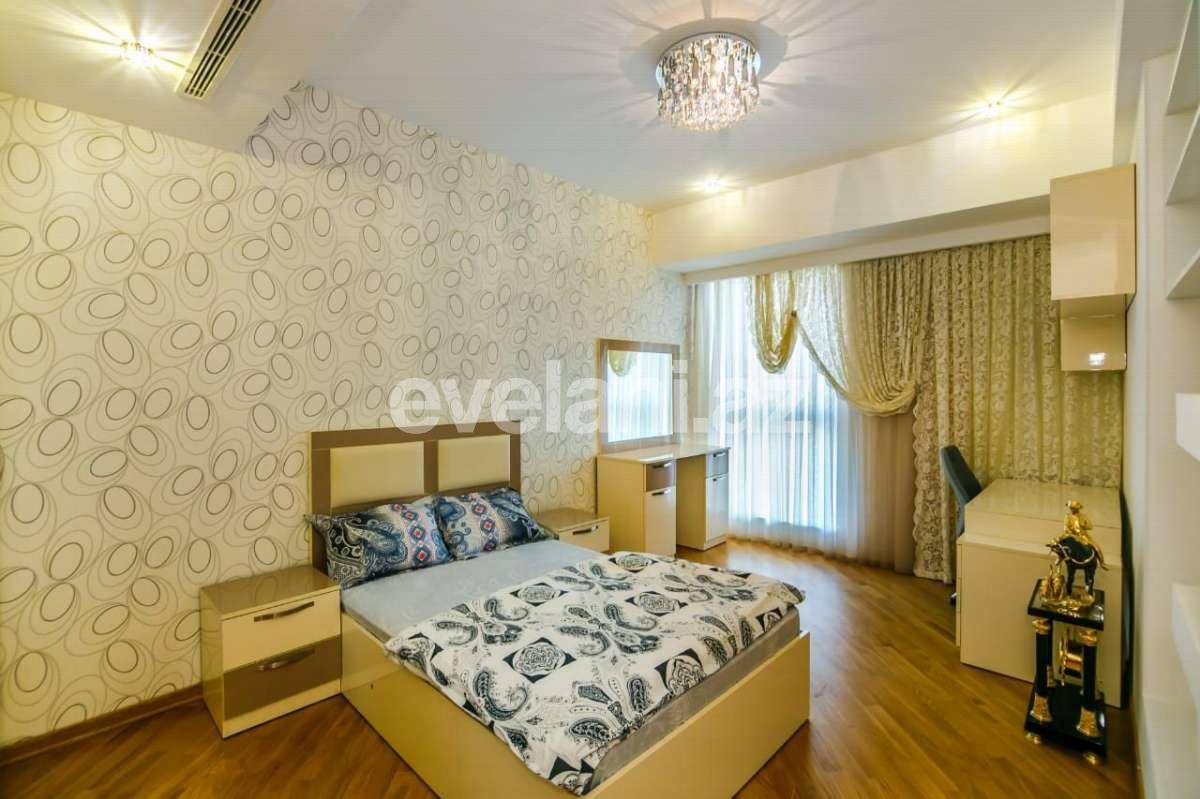 Sale, new building, 4 room, 200 m², Baku, Nasimi r, 28 may m.