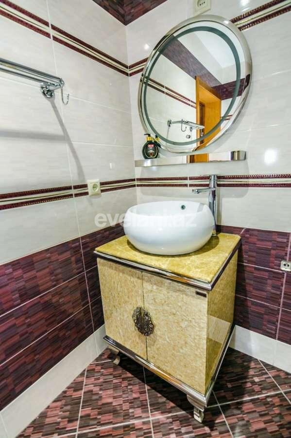 Sale, new building, 4 room, 200 m², Baku, Nasimi r, 28 may m.