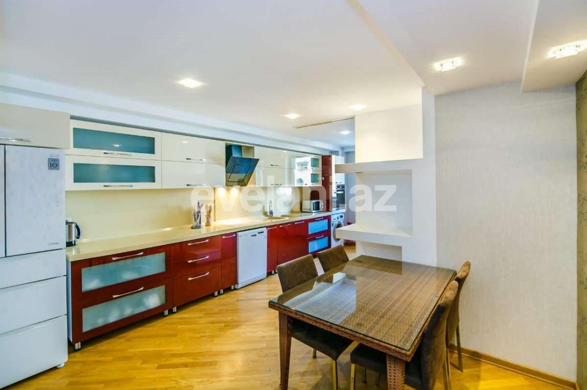 Sale, new building, 4 room, 200 m², Baku, Nasimi r, 28 may m.