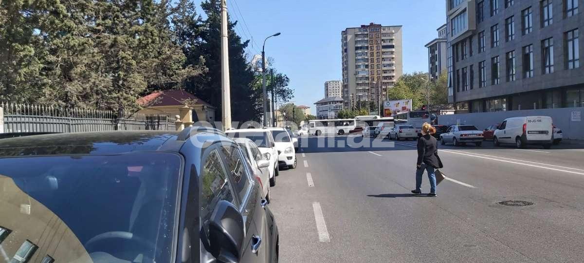 Satılır, obyekt, 170 m², Bakı, Binəqədi r, 8-ci mikrorayon q, Azadlıq prospekti m.