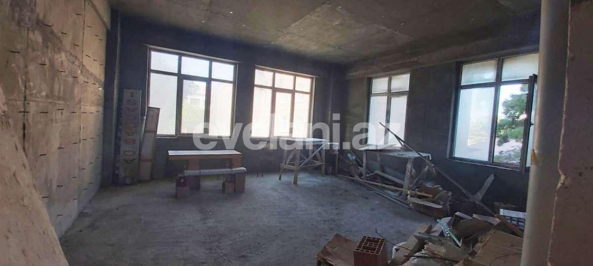 Satılır, obyekt, 170 m², Bakı, Binəqədi r, 8-ci mikrorayon q, Azadlıq prospekti m.