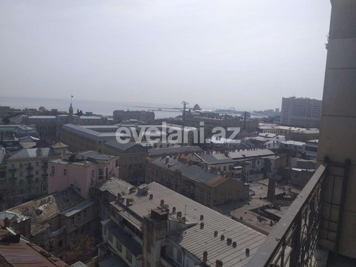 Satılır, yeni tikili, 4 otaqlı, 206 m², Bakı, Səbail r, İçəri Şəhər m.