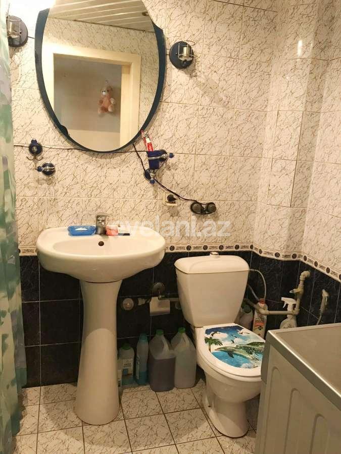 Sale, old building, 3 room, 70 m², Baku, Yasamal r, Elmlar Akademiyası m.